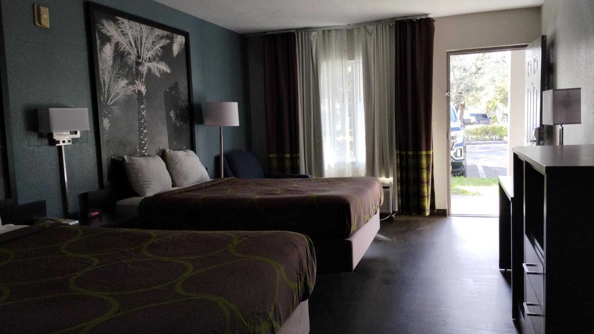 Super 8 Motel By Wyndham Near Fort Lauderdale Arpt Дейния Бийч Екстериор снимка