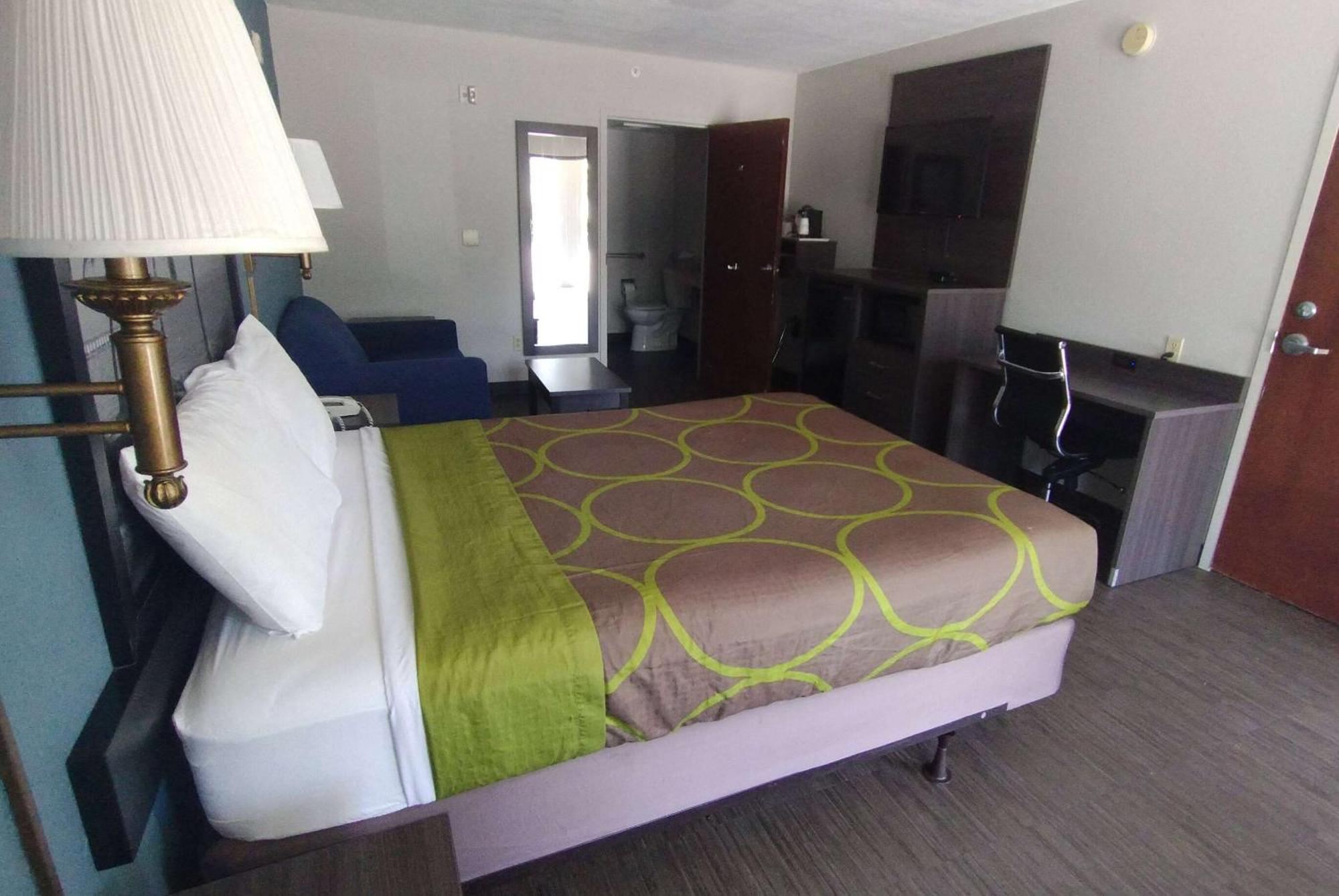 Super 8 Motel By Wyndham Near Fort Lauderdale Arpt Дейния Бийч Екстериор снимка
